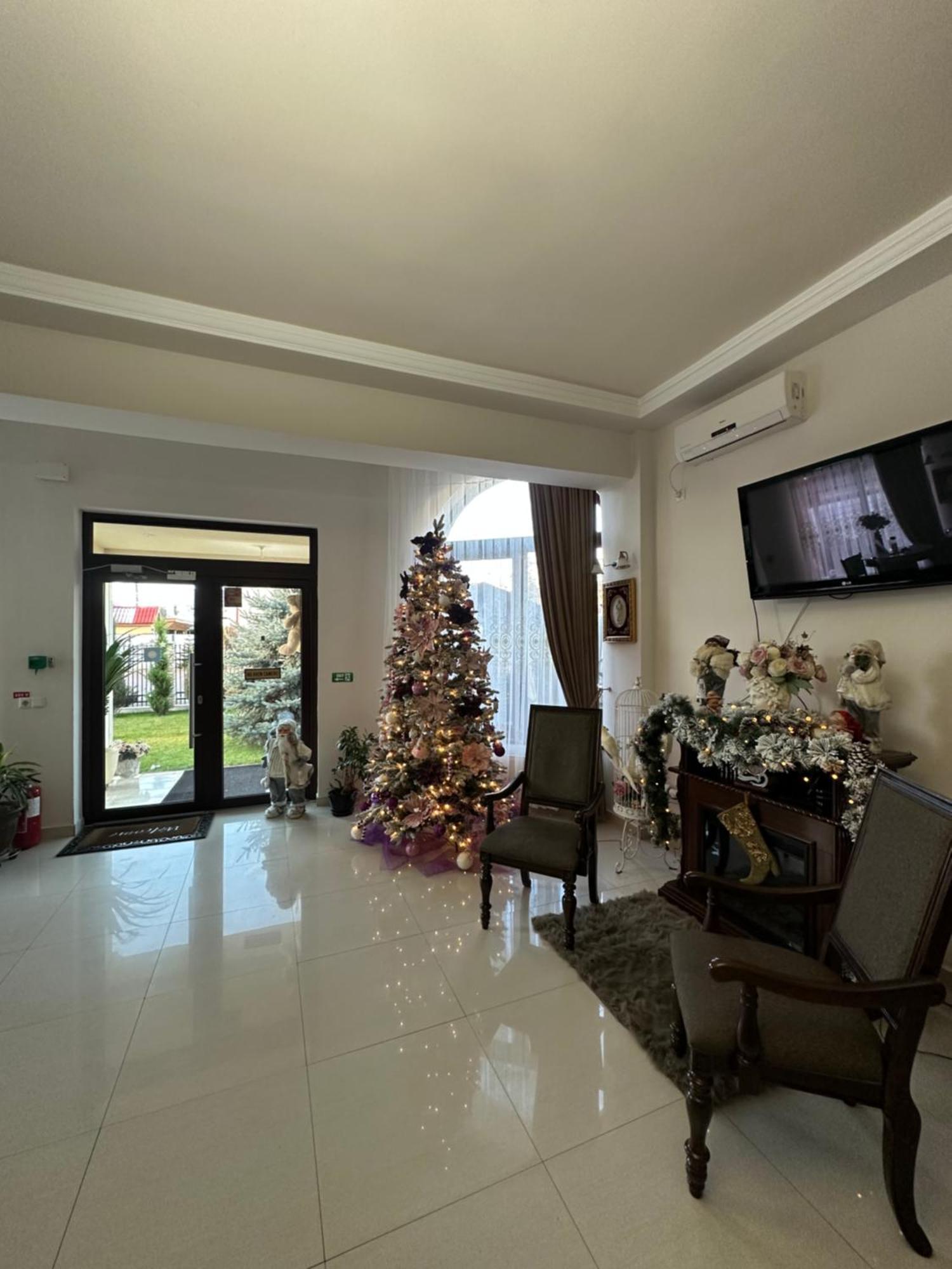 Pensiunea Casa Simoni Ploieşti Exterior foto